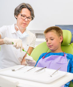 Behandlung im Mehrversorgungszentrum Dr. Helge Loock und Kollegen in Hamm.