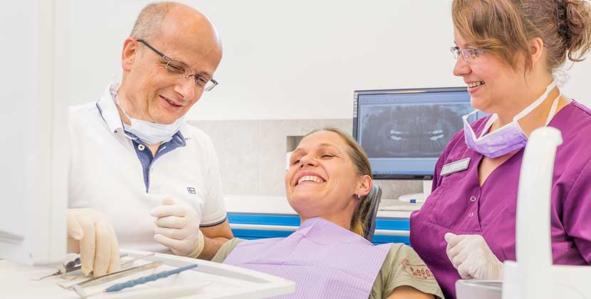 Behandlung im Mehrversorgungszentrum Dr. Helge Loock und Kollegen in Hamm.